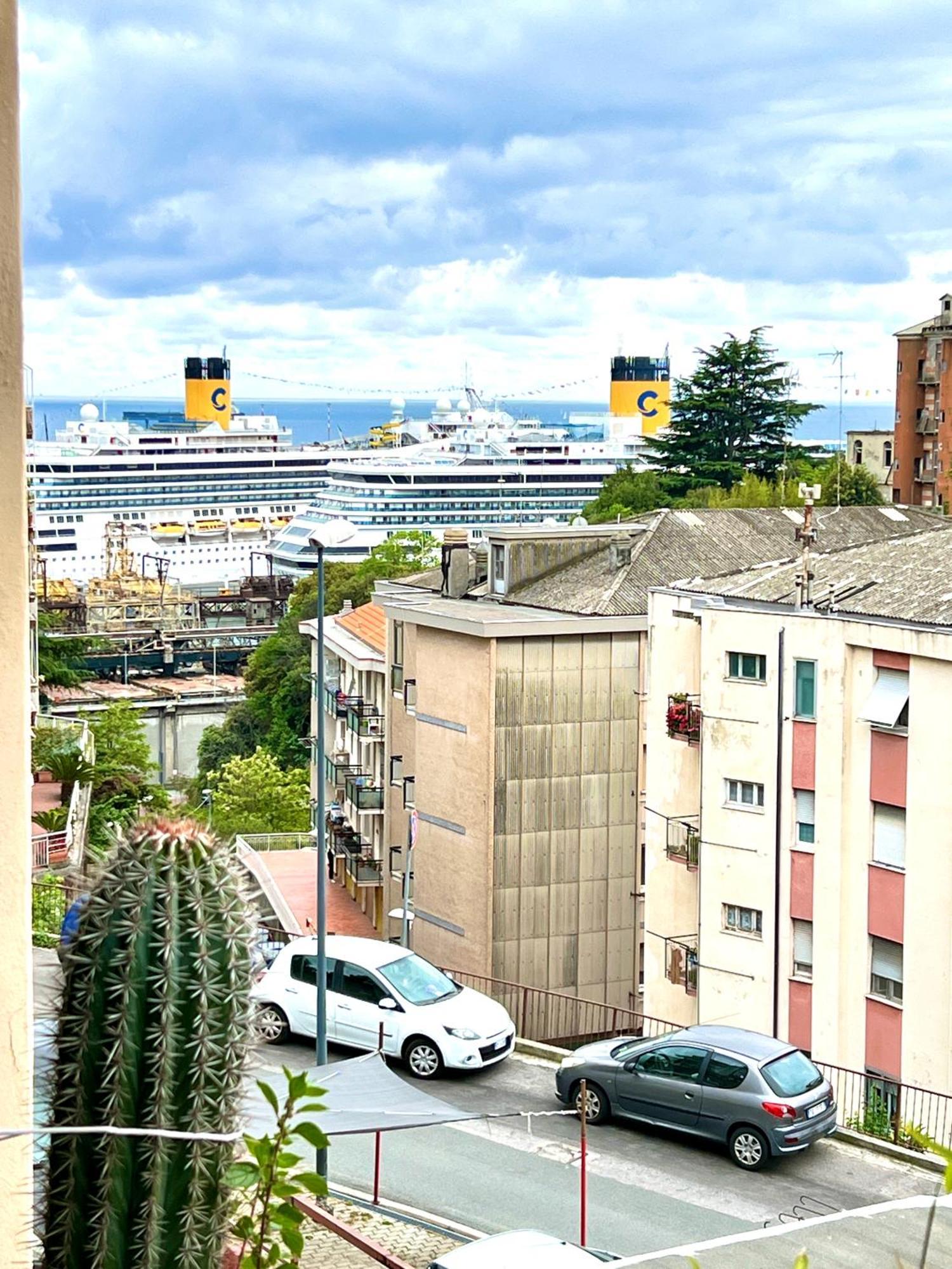 Loft tra Savona ed Albissola Lägenhet Exteriör bild